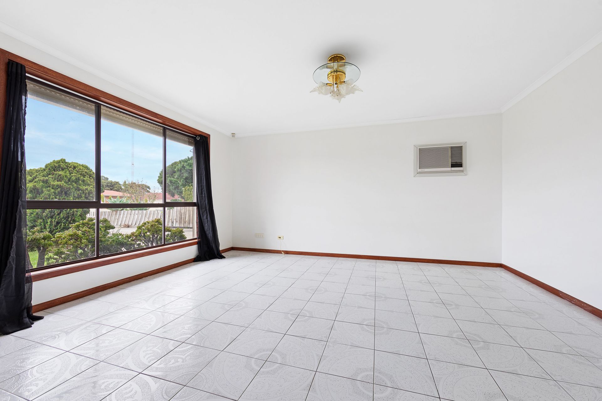 13 Coleridge Drive, Delahey OBrien Real Estate