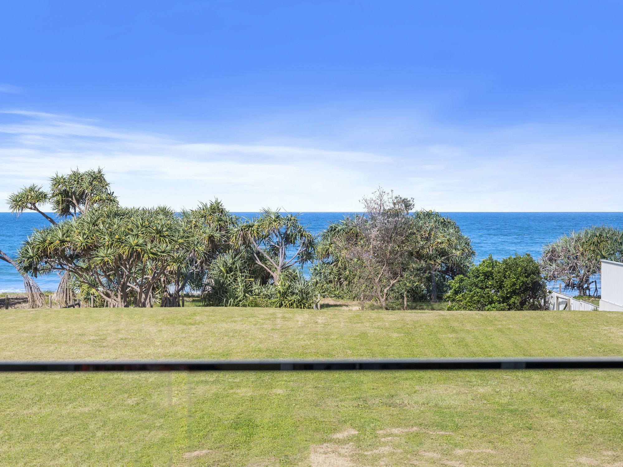 For Sale 1 Oceanfront Drive Sapphire Beach , NSW