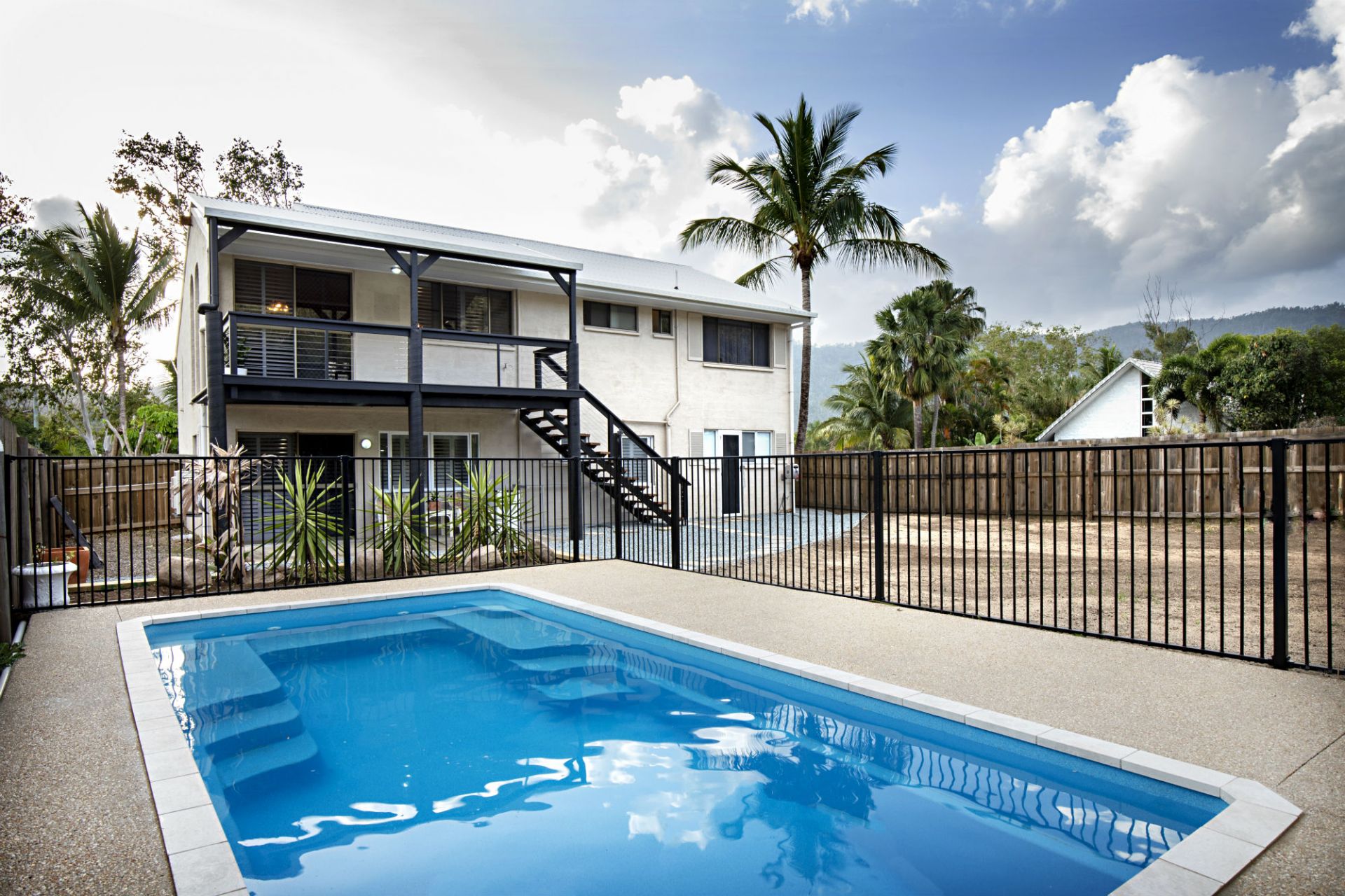 20 Jubilee Pocket Road, Jubilee Pocket Taylors Property Specialists