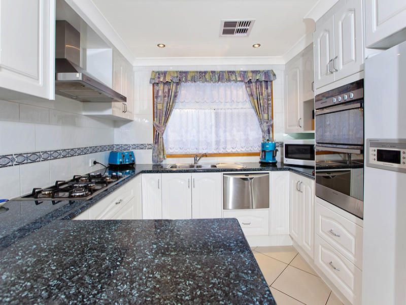 Real Estate For Sale 19 Debenham Avenue Leumeah , NSW