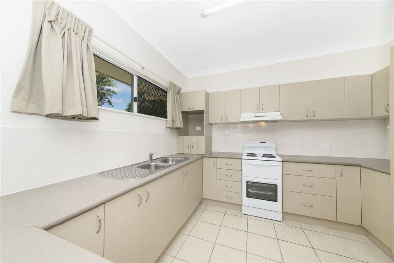 1/39 Charlotte Street, Aitkenvale Harcourts Kingsberry Townsville
