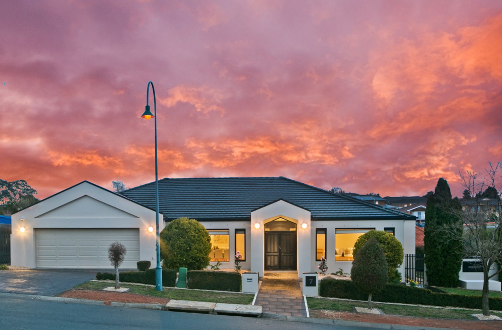 Real Estate For Sale 7 Lindwall Place Nicholls , ACT