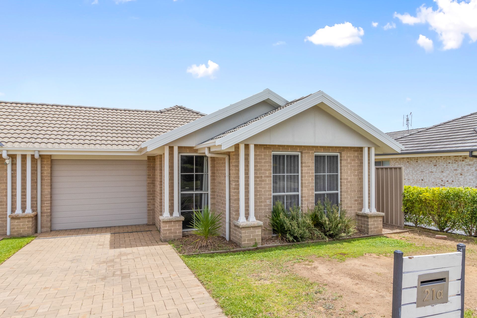 Real Estate For Lease 21a Connel Drive Heddon Greta , NSW