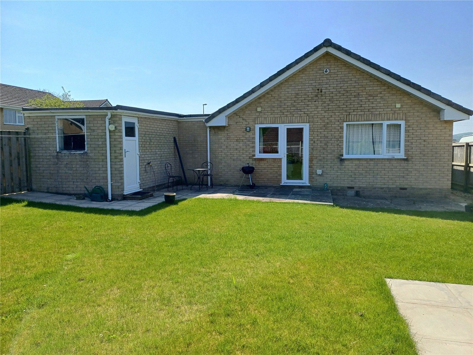 25 Coopers Drive, Bridport Kennedys Estate Agents