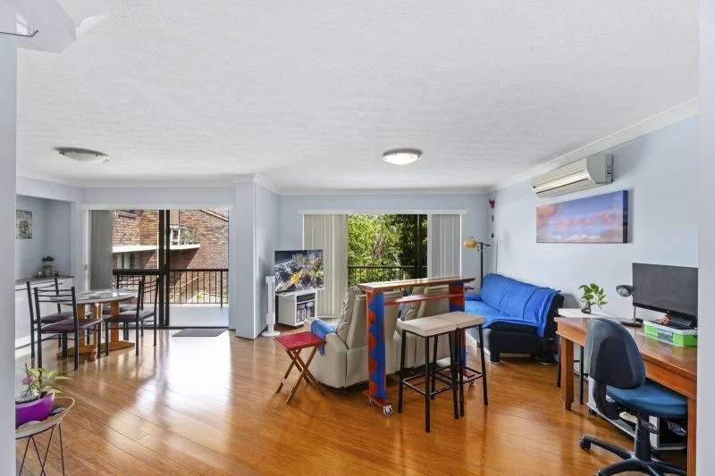 9/22 Commodore Drive, Paradise Waters Amir Prestige Group