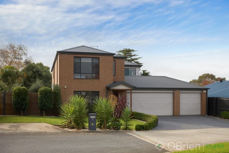 7 Charlwood Court, Drouin OBrien Real Estate