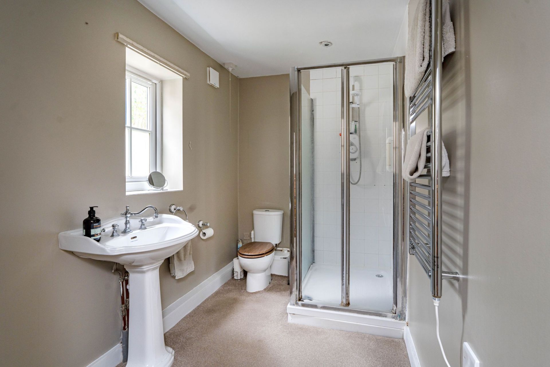 Witney Lane, Leafield, OX29 Martyn Cox & Company