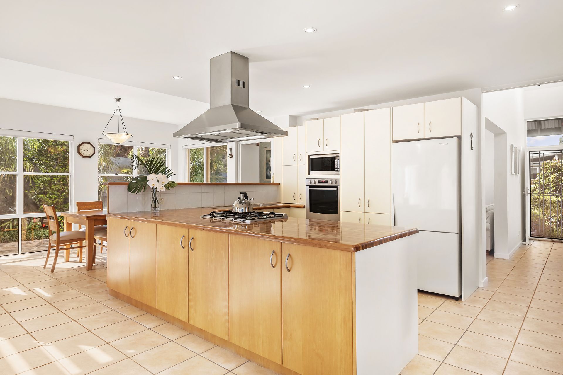 Real Estate For Sale 39 Park Street Mona Vale , NSW