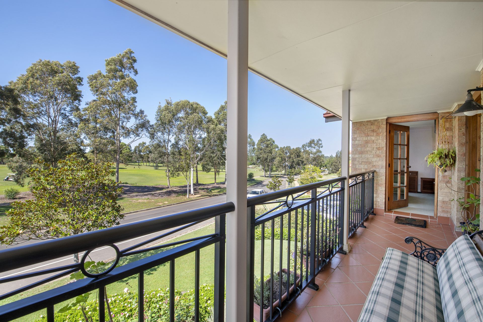 Real Estate For Sale 27 Macquarie Links Drive Macquarie Links , NSW