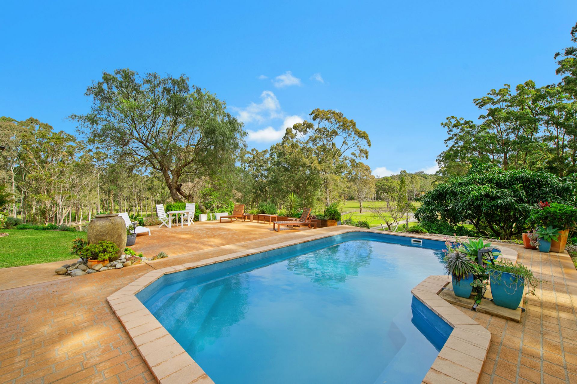 292 Lake Innes Drive, Lake Innes HEM Real Estate