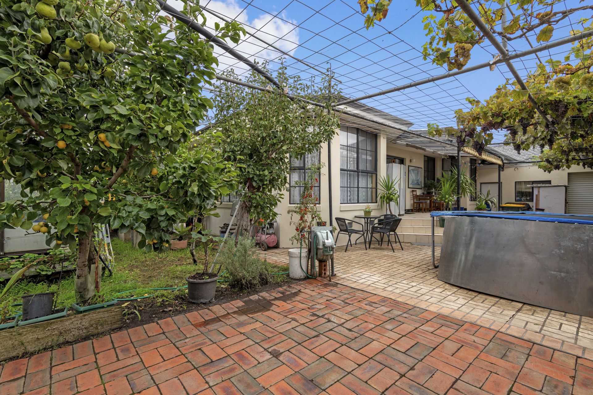 Real Estate For Sale 17 Bridgewater Grove Thomastown , VIC