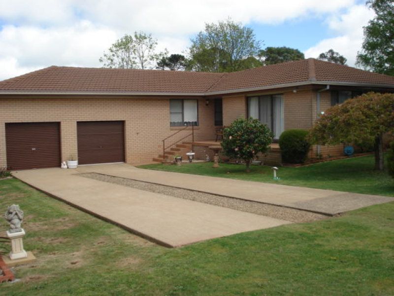 MILLTHORPE John Cook Real Estate