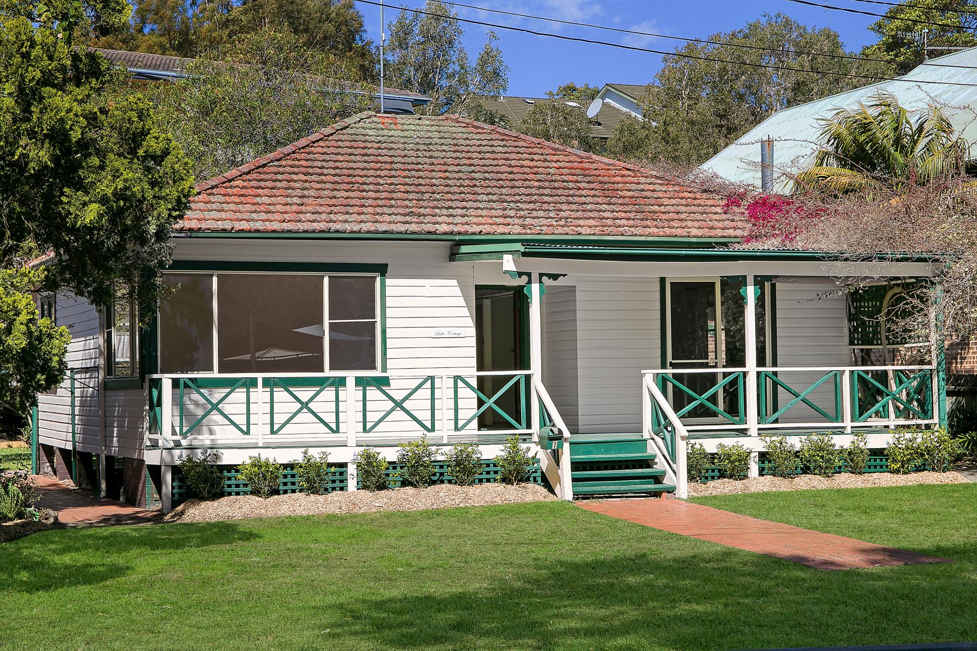 Real Estate For Sale 1 Lakeside Road Narrabeen , NSW