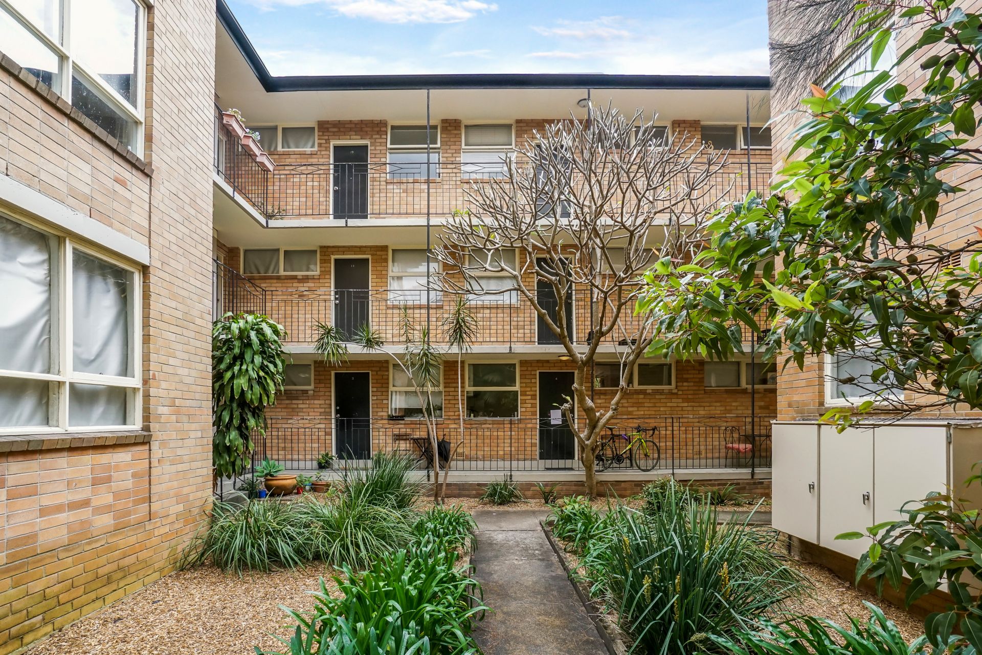 Real Estate For Lease 12/411 Glebe Point Road Glebe , NSW
