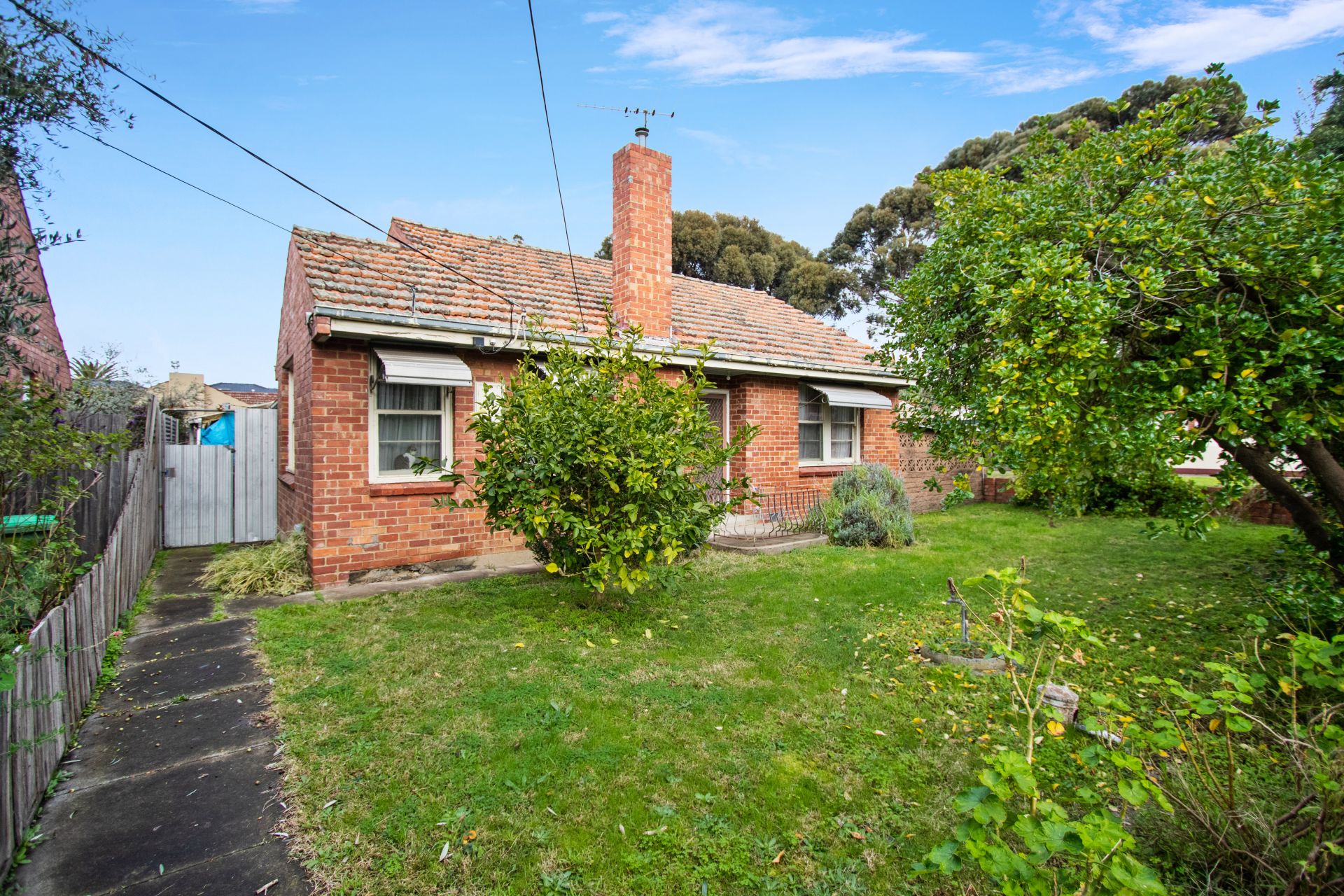 Real Estate For Sale 13 Taylor Avenue Reservoir , VIC