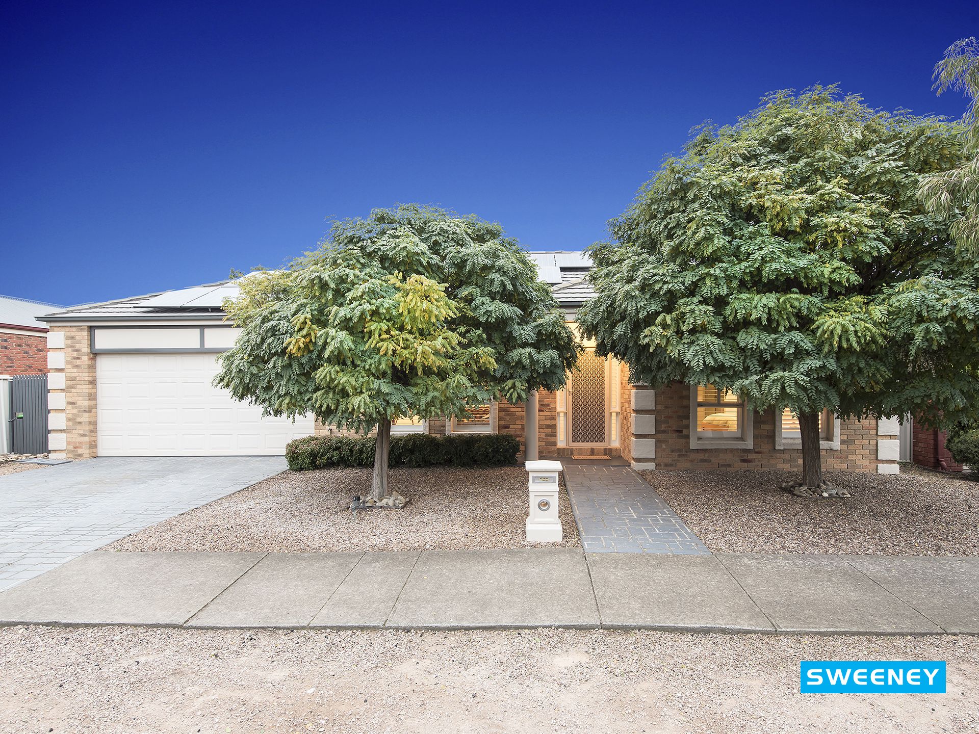 10 Franklin Place, Caroline Springs Sweeney Estate Agents
