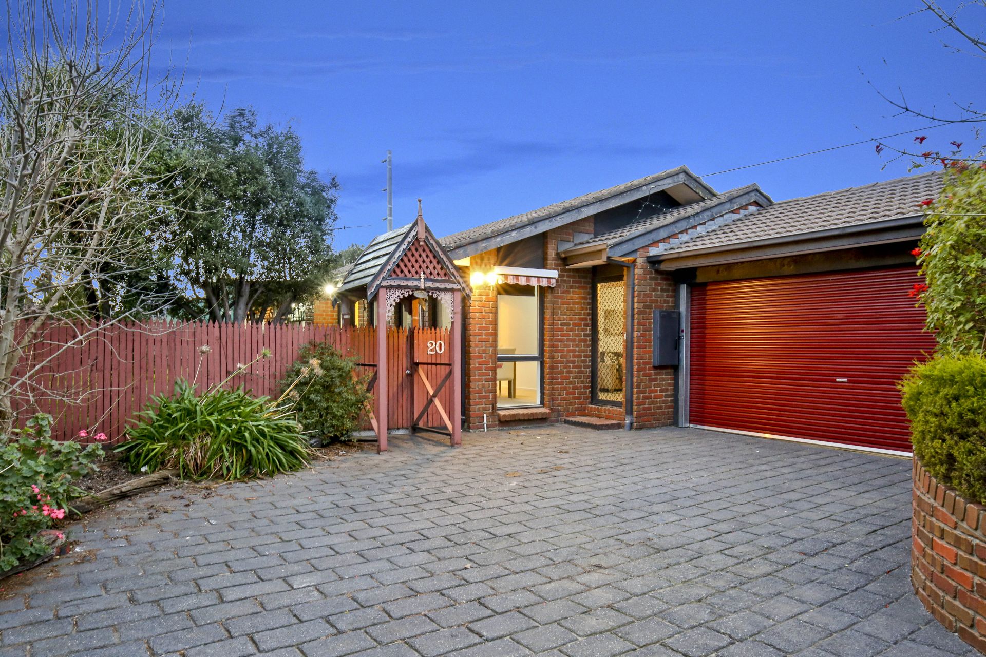 Real Estate For Sale 20 Heritage Drive Mill Park , VIC