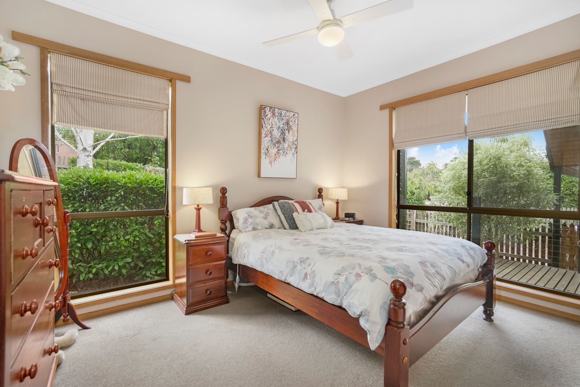 18 Nevett Crescent, Mount Helen Ballarat Real Estate Pty Ltd