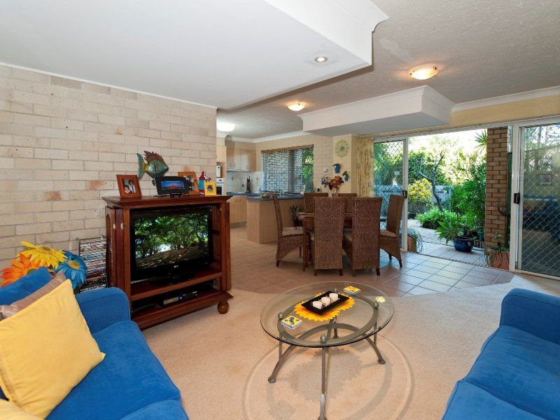 Real Estate For Sale 1/126 Broadwater Avenue 'Broadwater Gardens' Maroochydore , QLD