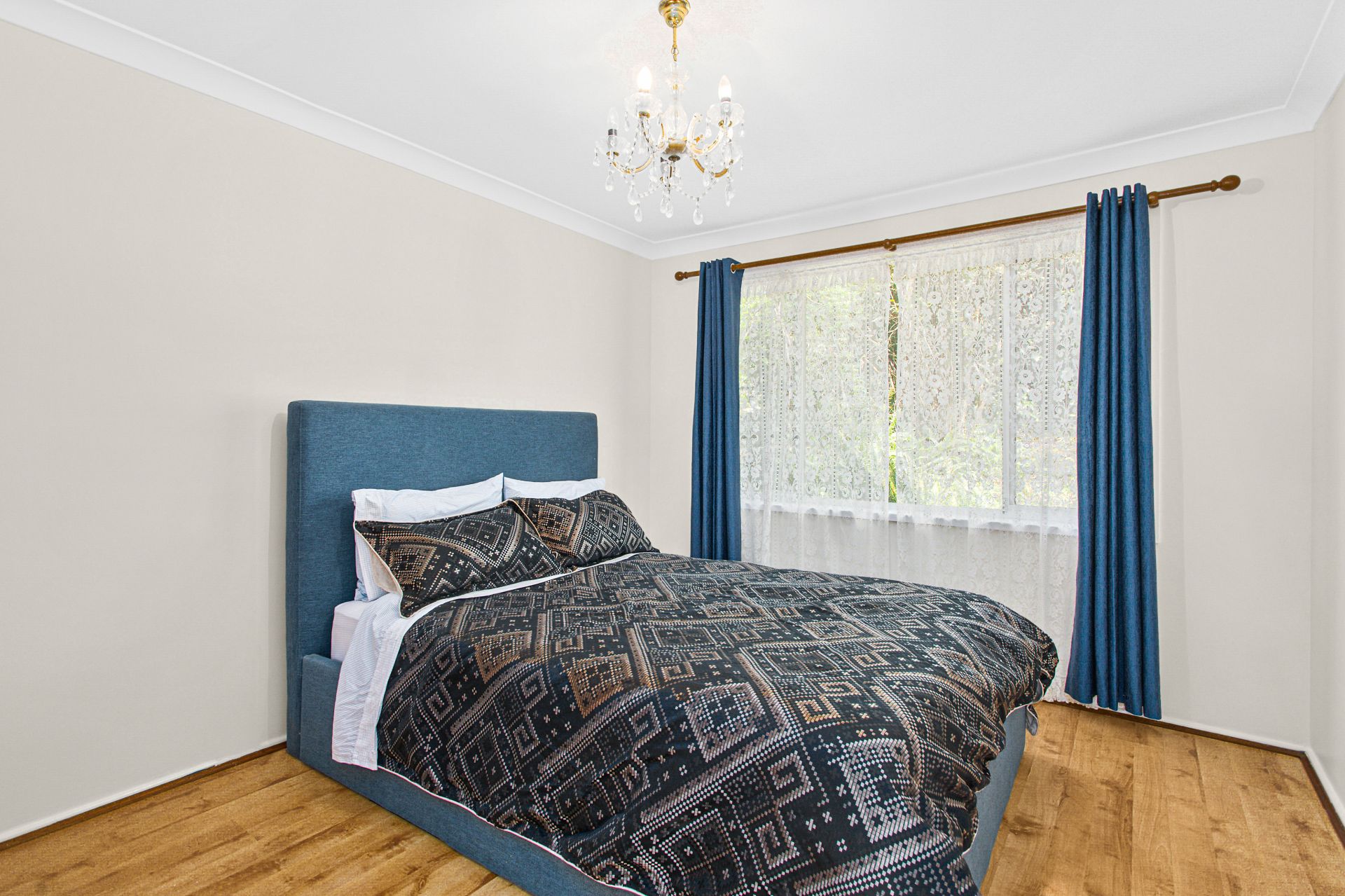 Real Estate For Sale 130 Iola Avenue Farmborough Heights , NSW