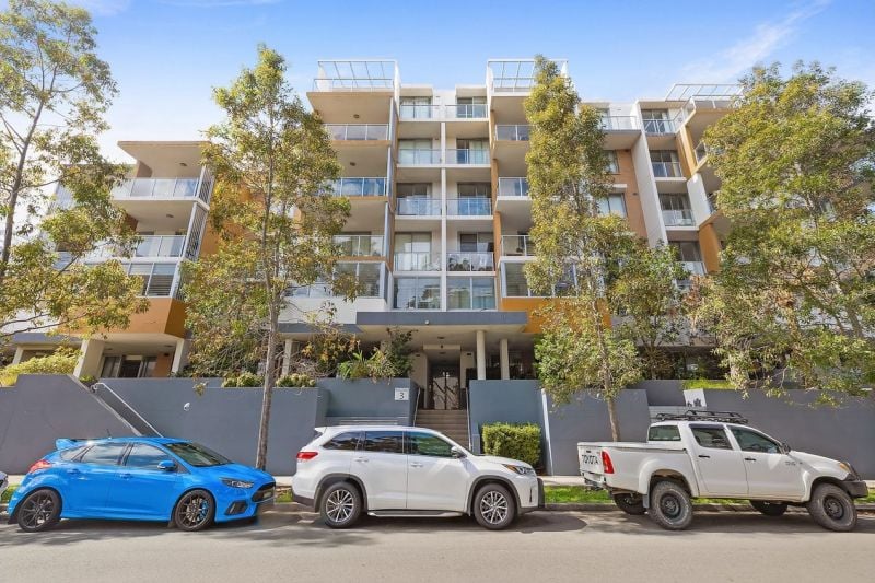 3306/4244 Pemberton Street, Botany Leaders Estate Agents