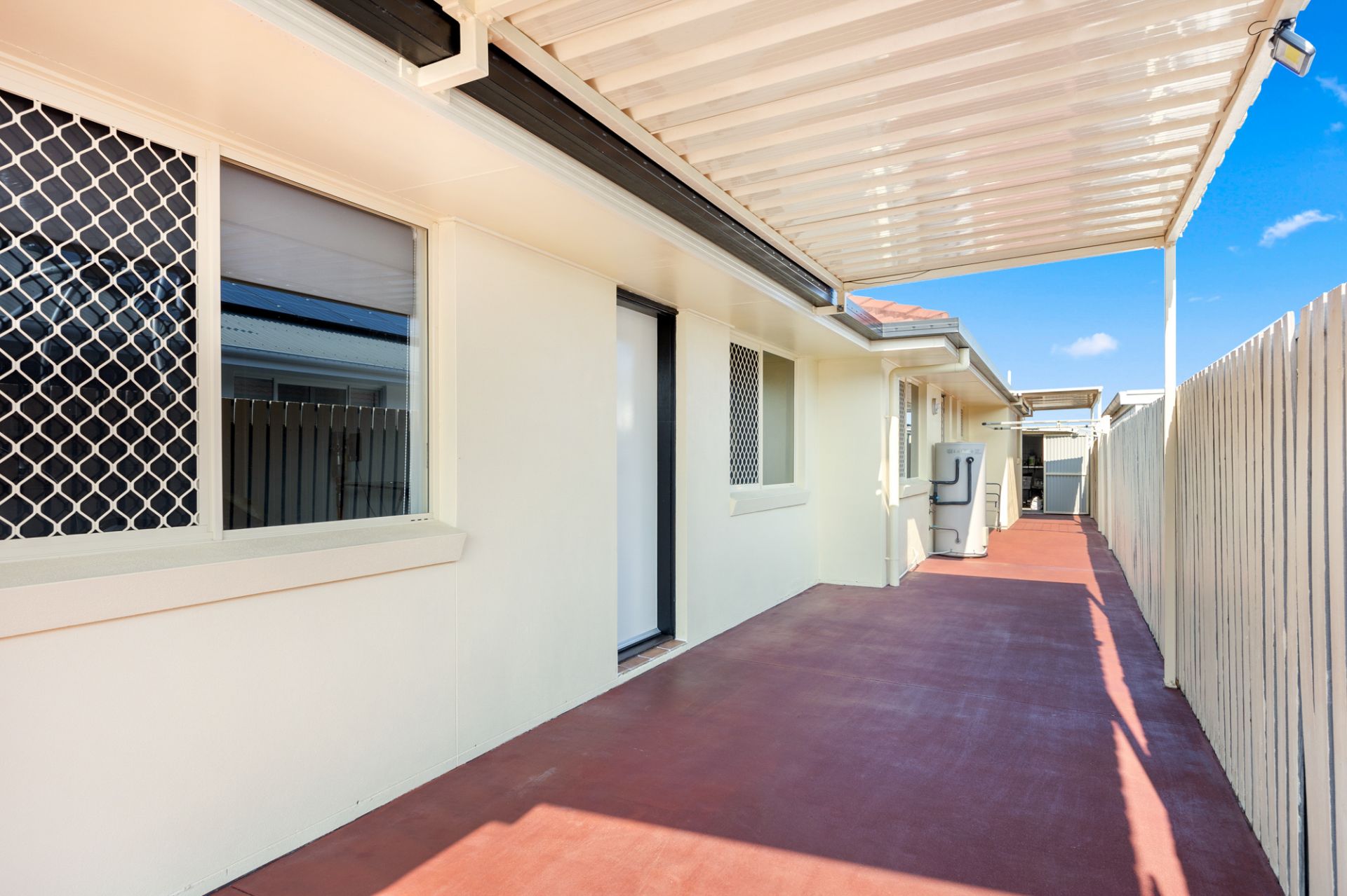 8 Earl St Vincent Circuit, Eli Waters Keyte’s Real Estate / Paradise