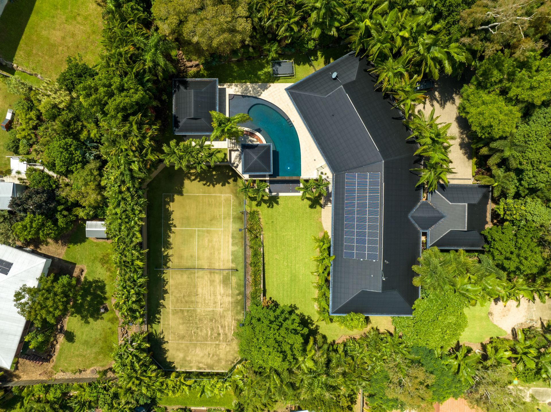 37 Ridge View Road, Cannonvale Taylors Property Specialists