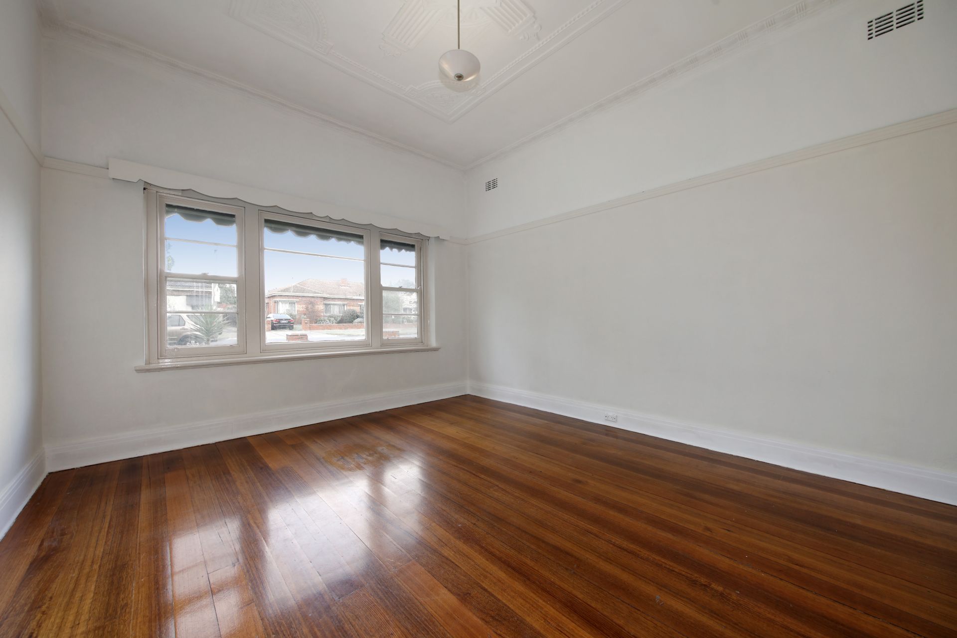 37 Abbeygate Street, Oakleigh OBrien Real Estate