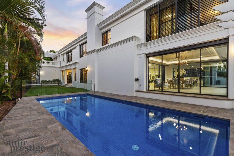 101 Commodore Drive, PARADISE WATERS Amir Prestige Group