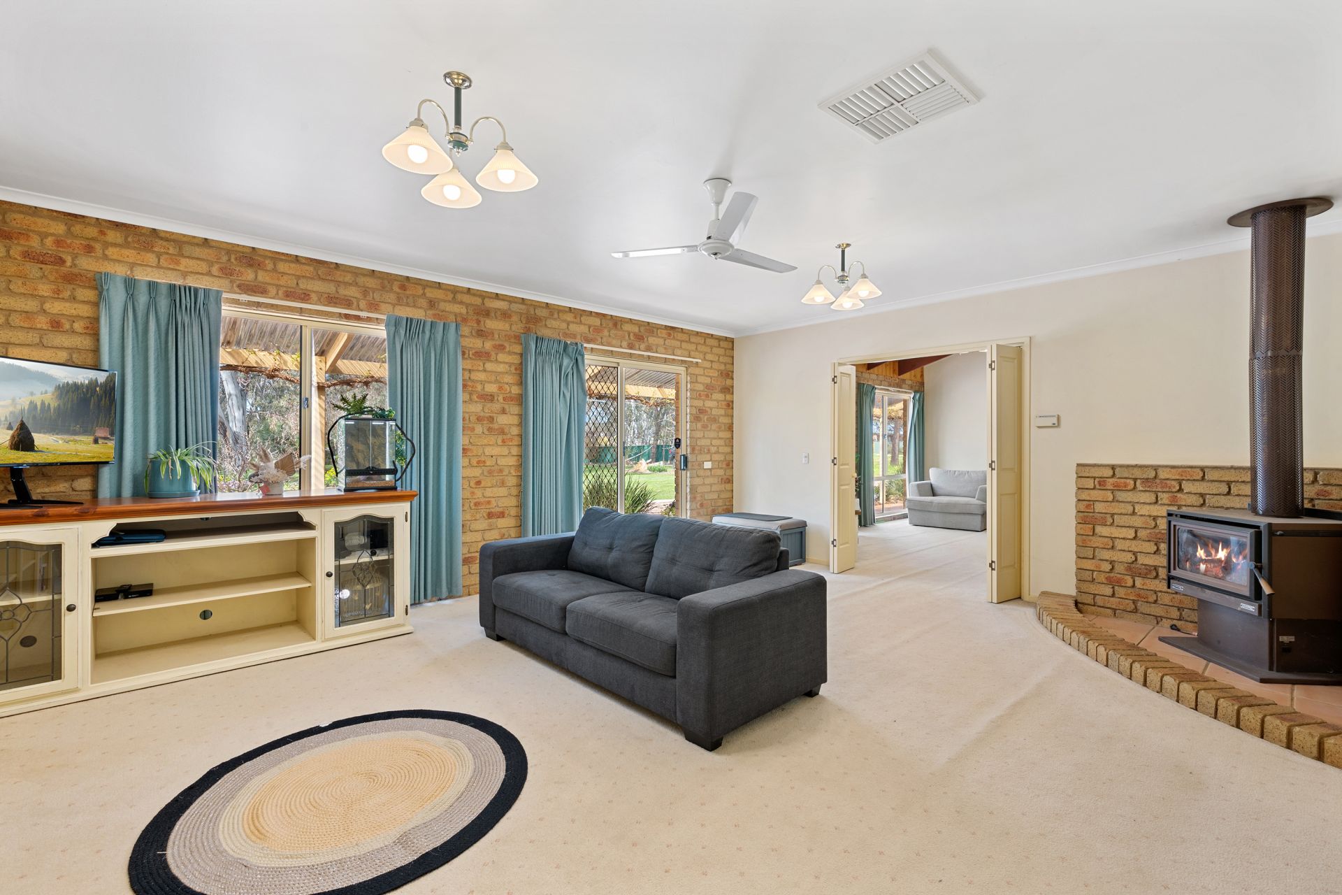 101 Carolyn Way, Maiden Gully Bendigo Ballarat Real Estate Pty Ltd