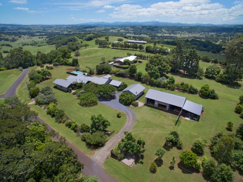 2 Satinwood Drive, McLeans Ridges Lois Buckett Real Estate