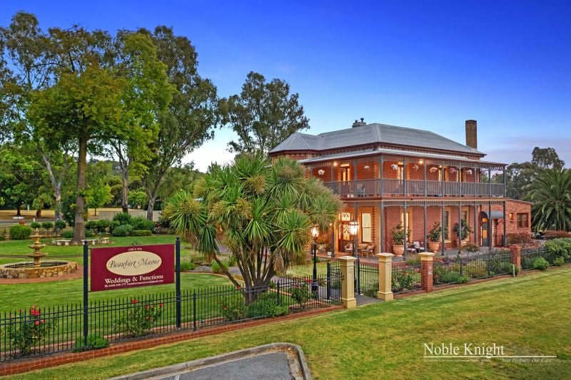 111115 High Street, Yea Noble Knight