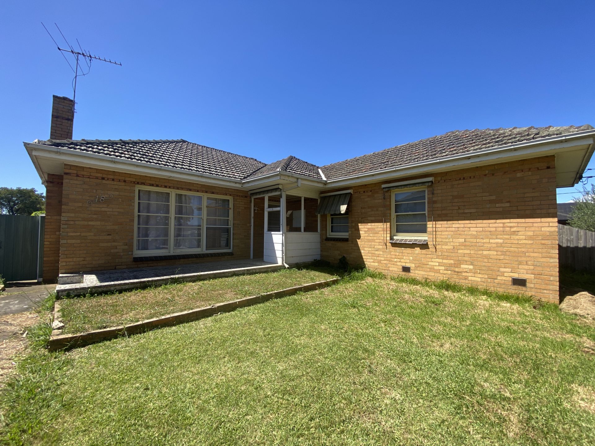 18 Anselm Grove, Glenroy Jason Real Estate