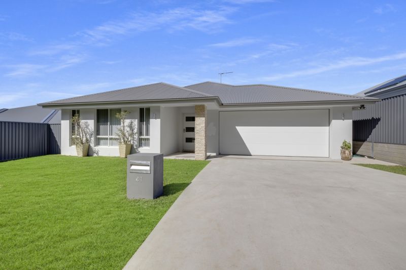 41 Neave Way, Port Macquarie Rental Properties Port Macquarie