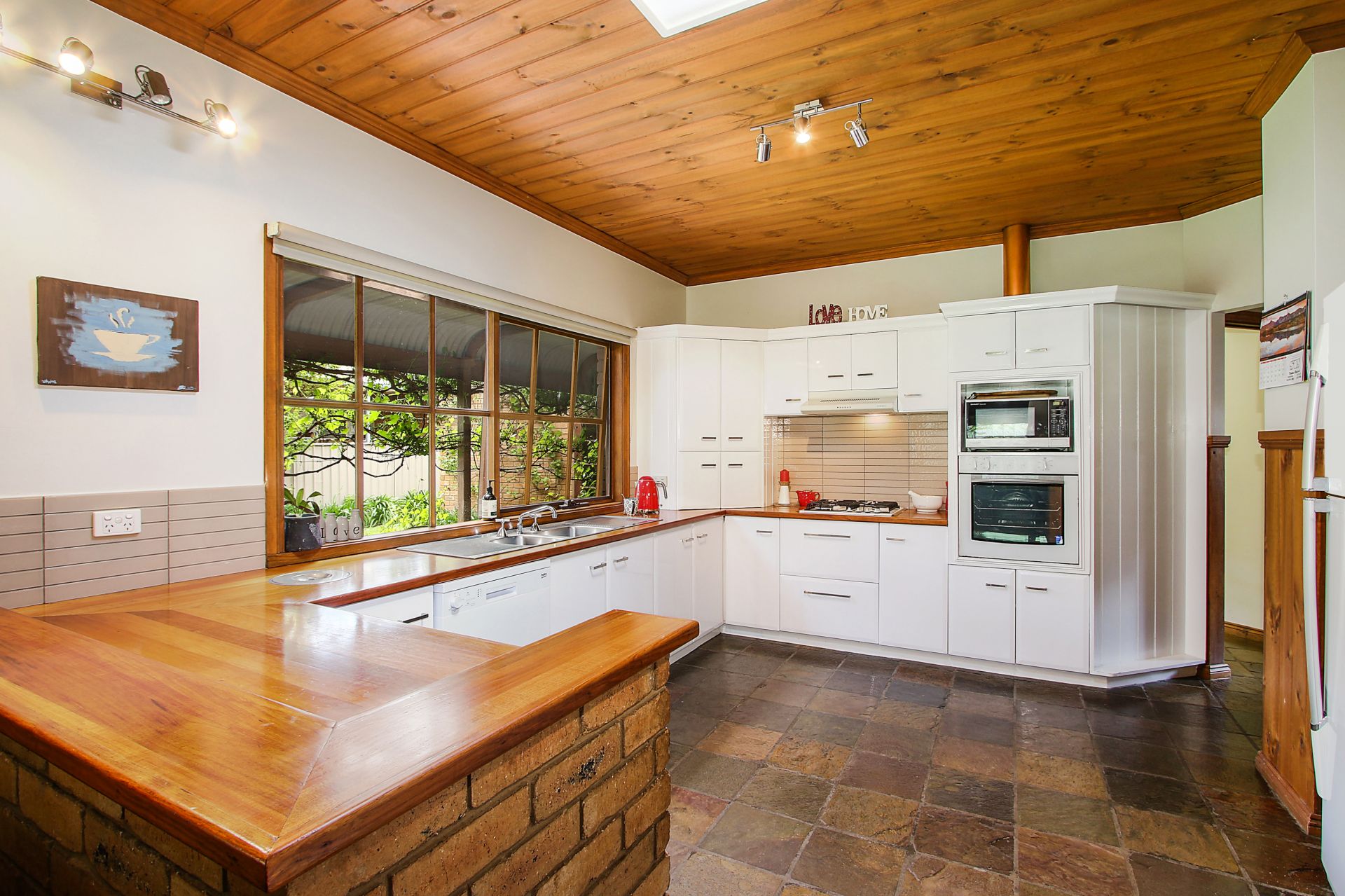 14 Ascot Court, BENALLA Living Here Benalla