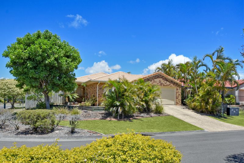 Real Estate For Sale 1/4 Lacebark Street Mountain Creek , QLD