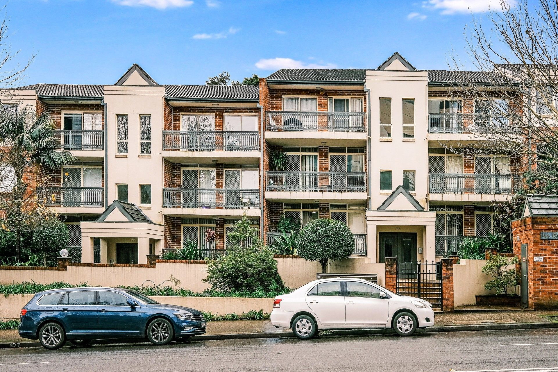 Olsen Romano Estate Agents Real Estate For Lease 16/144 Alison Road