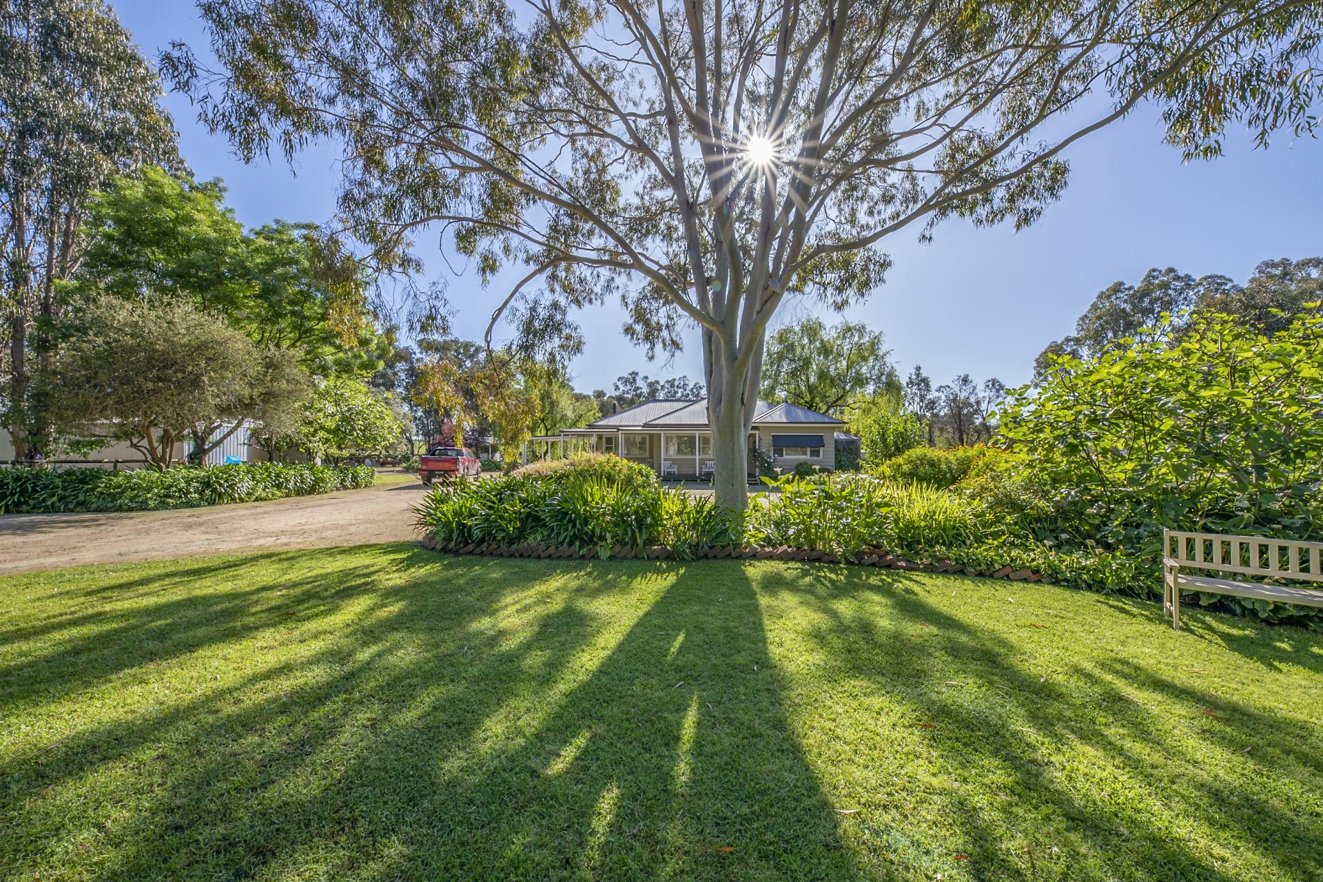 1875 Samaria Road, MOORNGAG Living Here Benalla