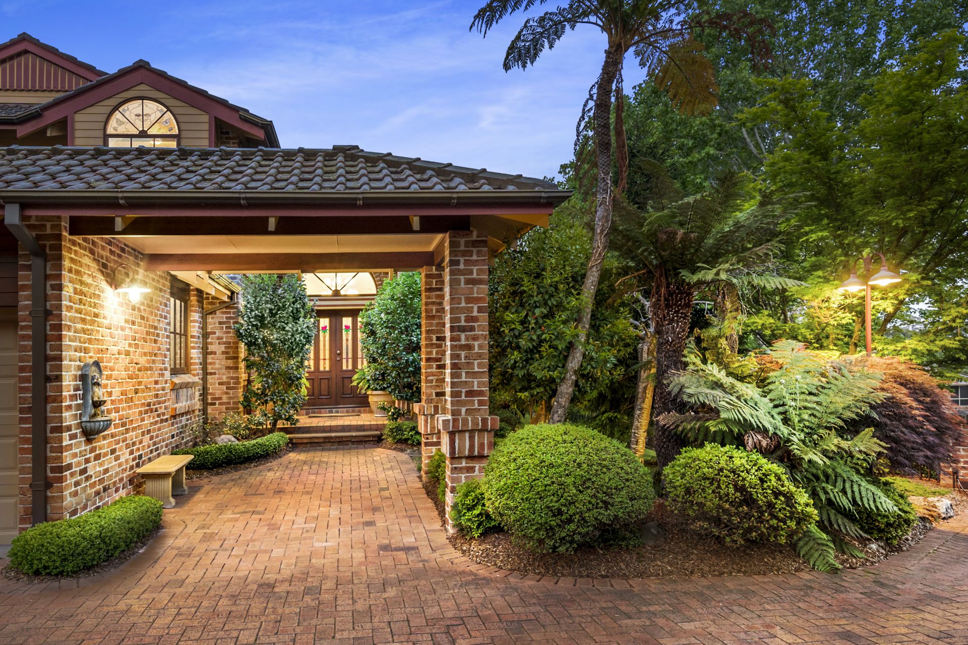 Real Estate For Sale 5458 Wellington Drive Balgownie , NSW