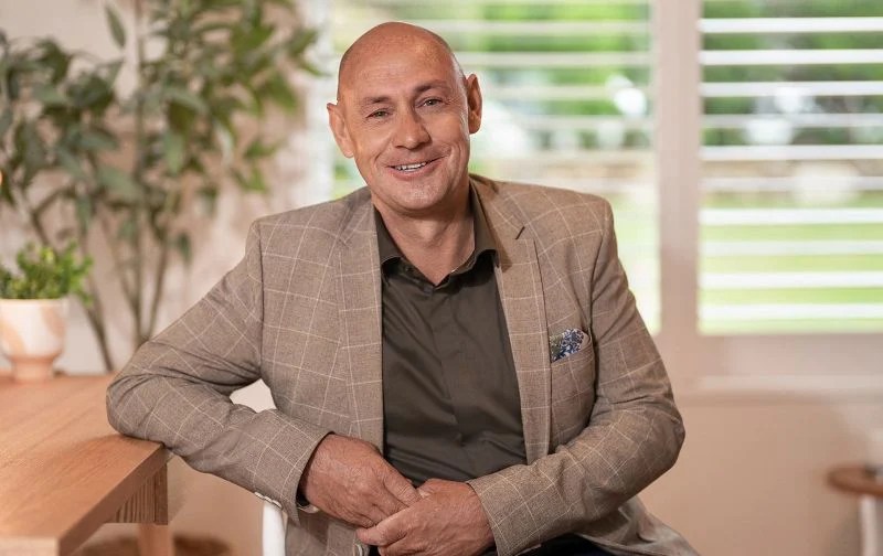 Chris Elliott Partner/Licensed Real Estate Agent Seaforth Stone