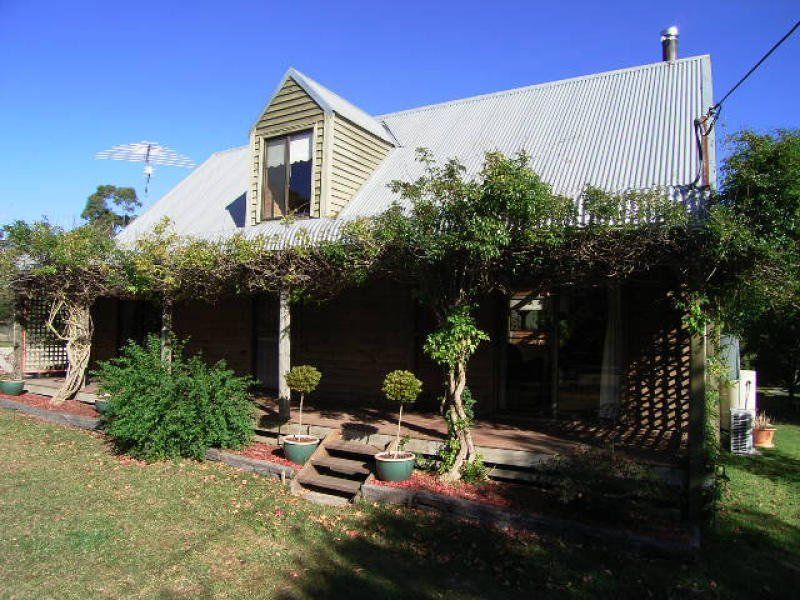 COLO VALE Carlton Real Estate