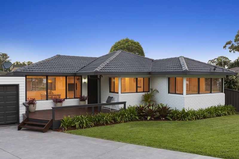 13 Huxley Drive, Winston Hills Award Group Real Estate