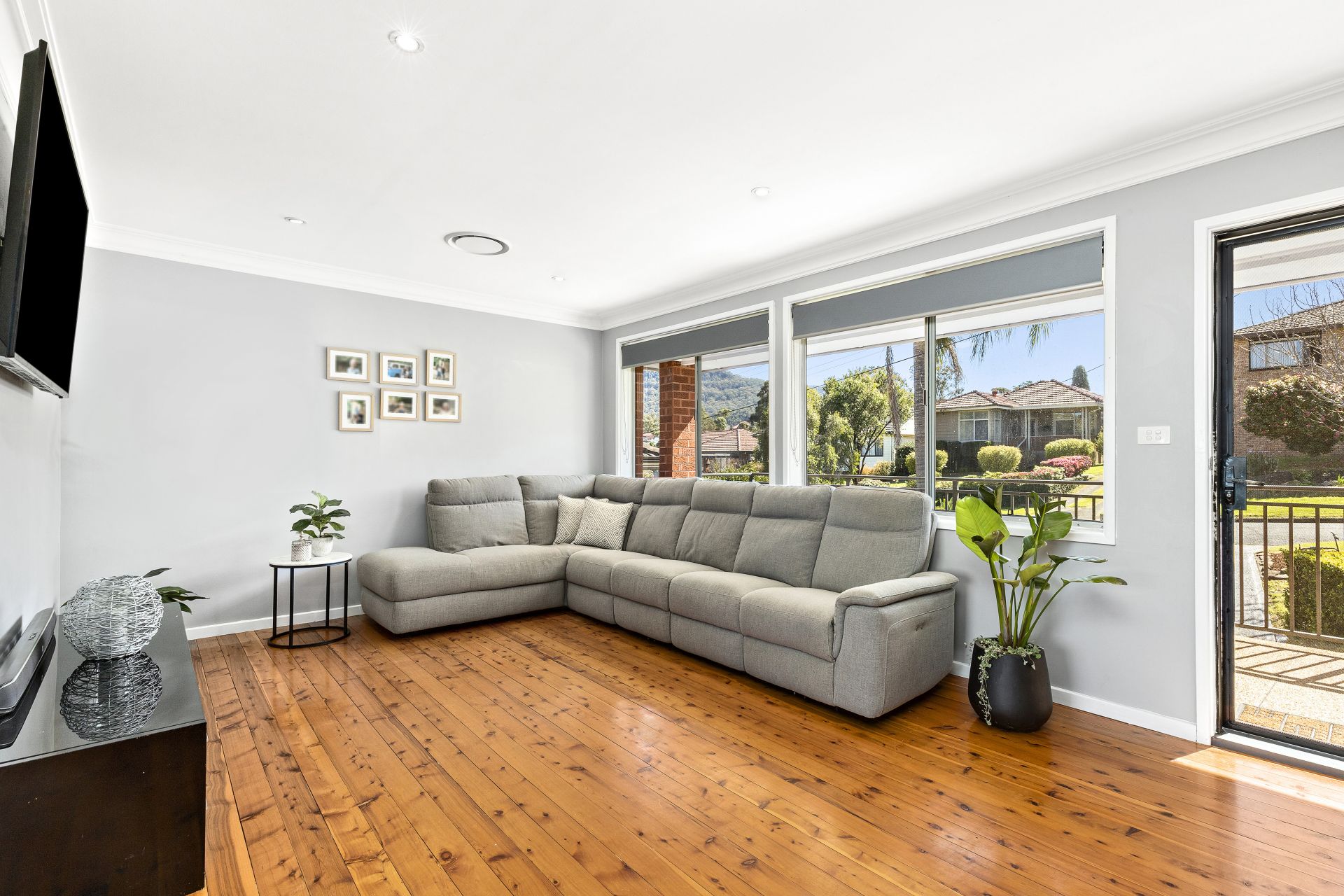 Real Estate For Sale 41 Beverley Avenue Unanderra , NSW