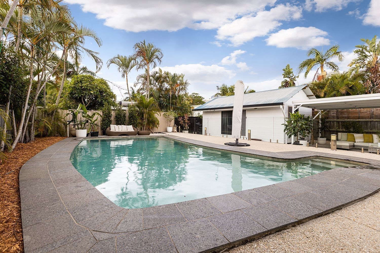 Real Estate For Sale 24 Boongala Road Broadbeach Waters , QLD