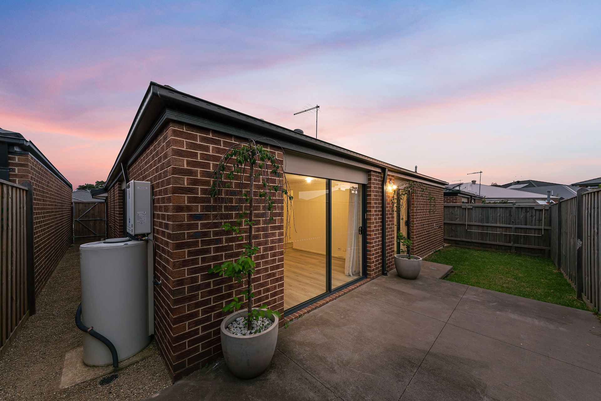 79 Heybridge Street, Clyde North OBrien Real Estate