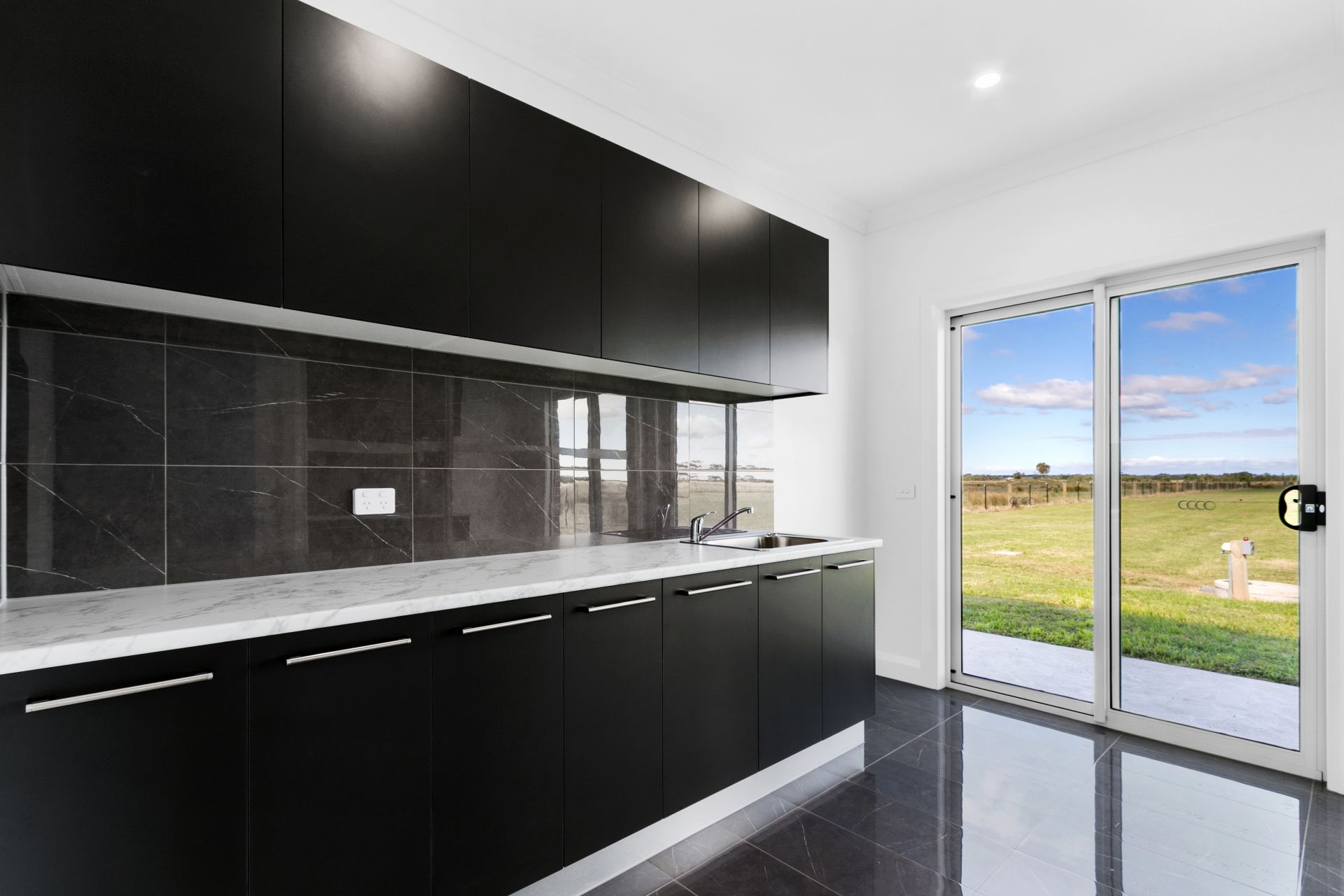 82 Racecourse Road, Bairnsdale OBrien Real Estate