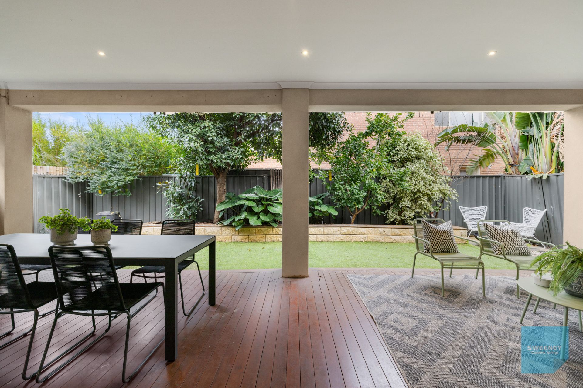 20 Brunton Avenue, CAROLINE SPRINGS Sweeney Estate Agents