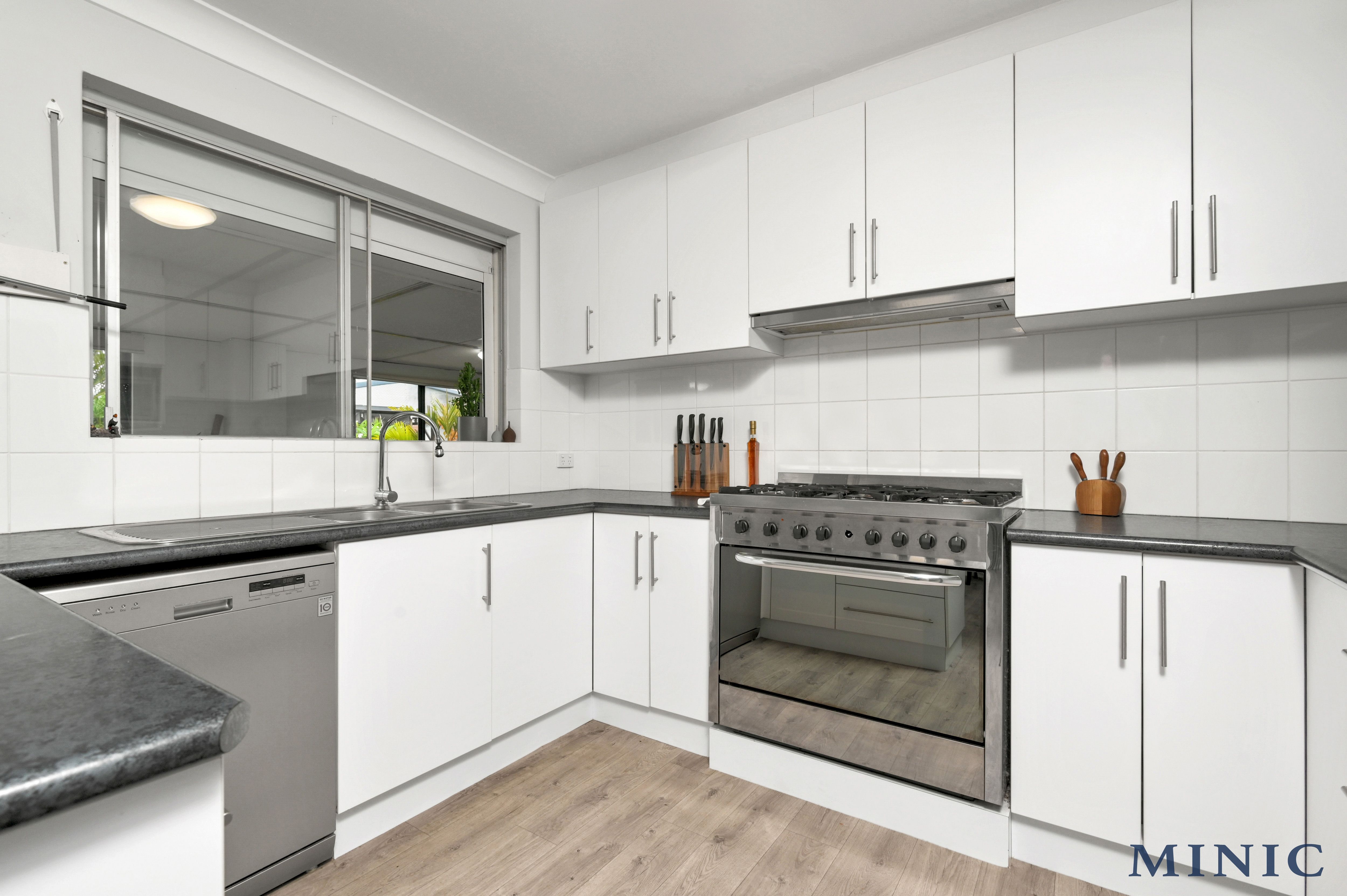 Real Estate For Sale 234 Ferndale Crescent Ferndale , WA