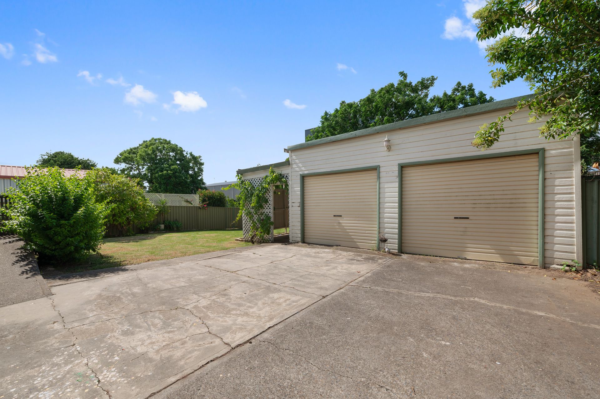 Real Estate For Lease 24 Mount View Road Cessnock , NSW