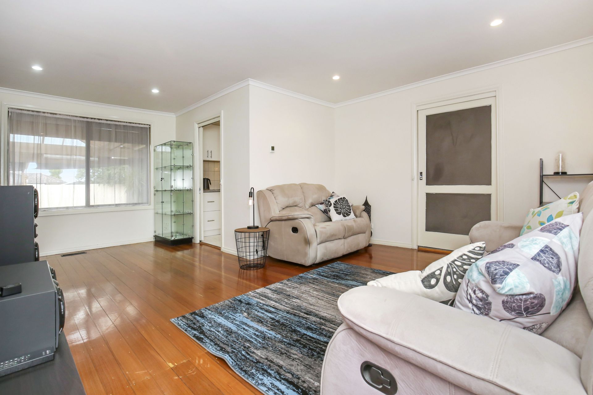 Real Estate For Sale 9 Mindoro Crescent Lalor , VIC